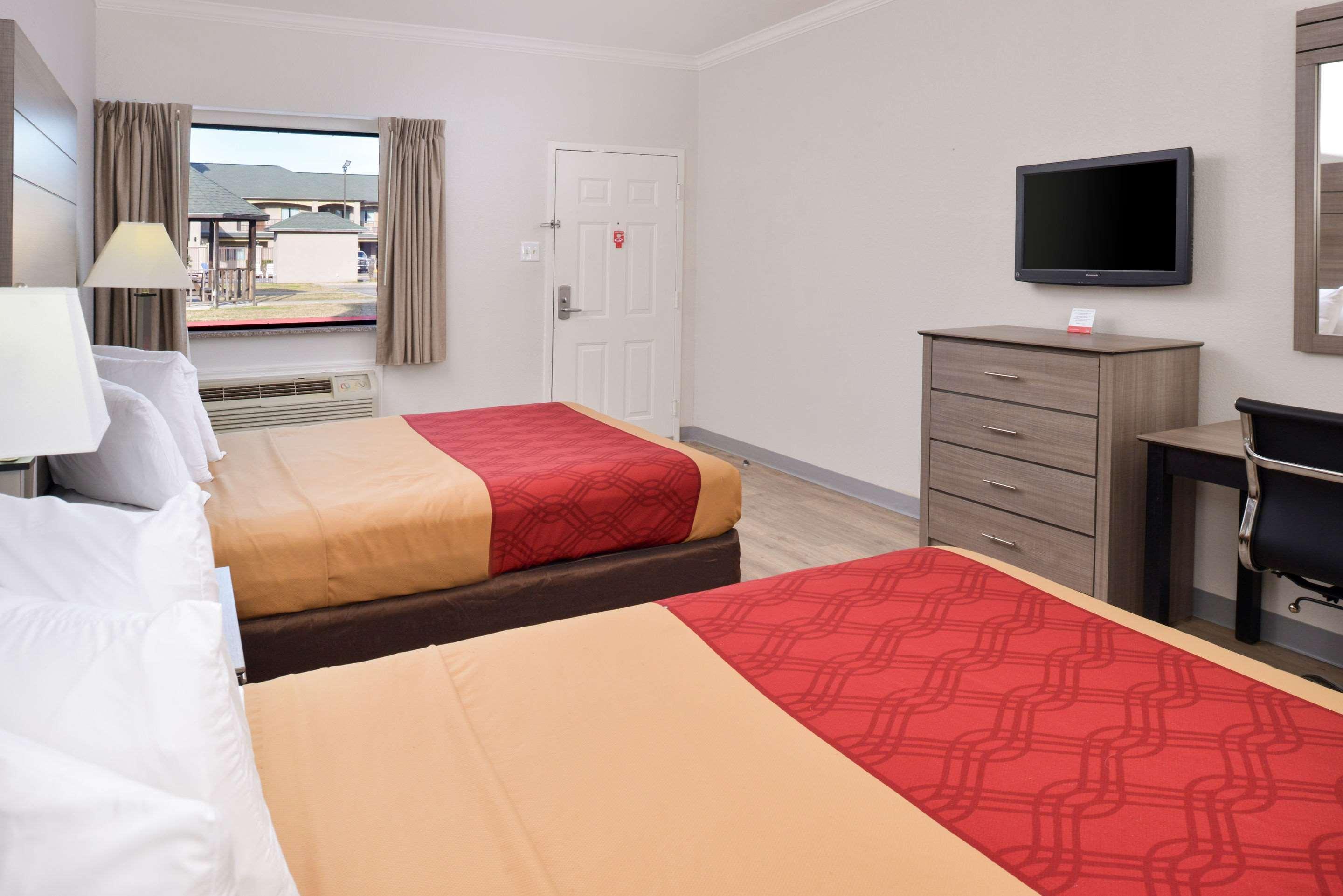 Econo Lodge Inn & Suites Port Arthur Near Sabine Pass מראה חיצוני תמונה