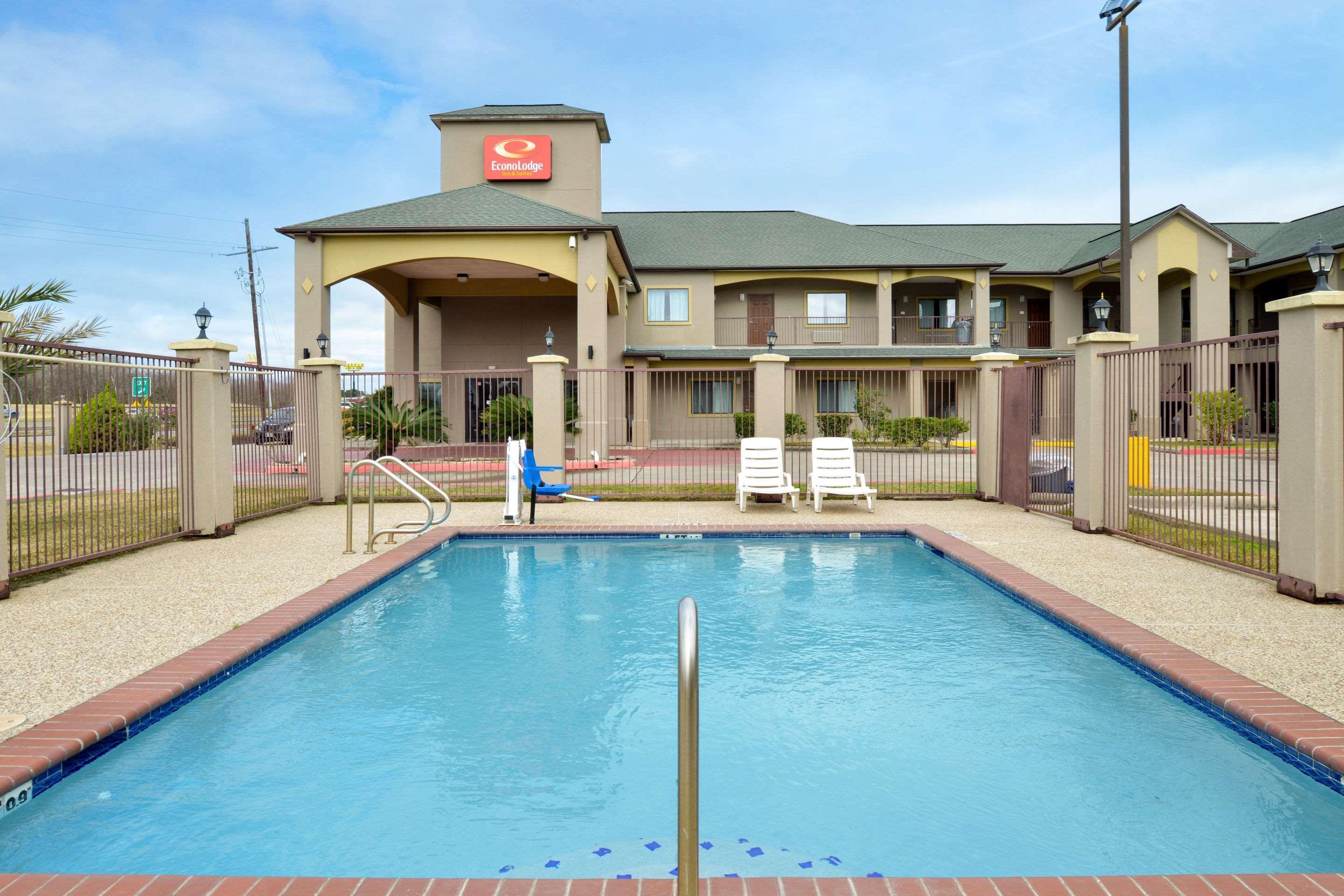 Econo Lodge Inn & Suites Port Arthur Near Sabine Pass מראה חיצוני תמונה